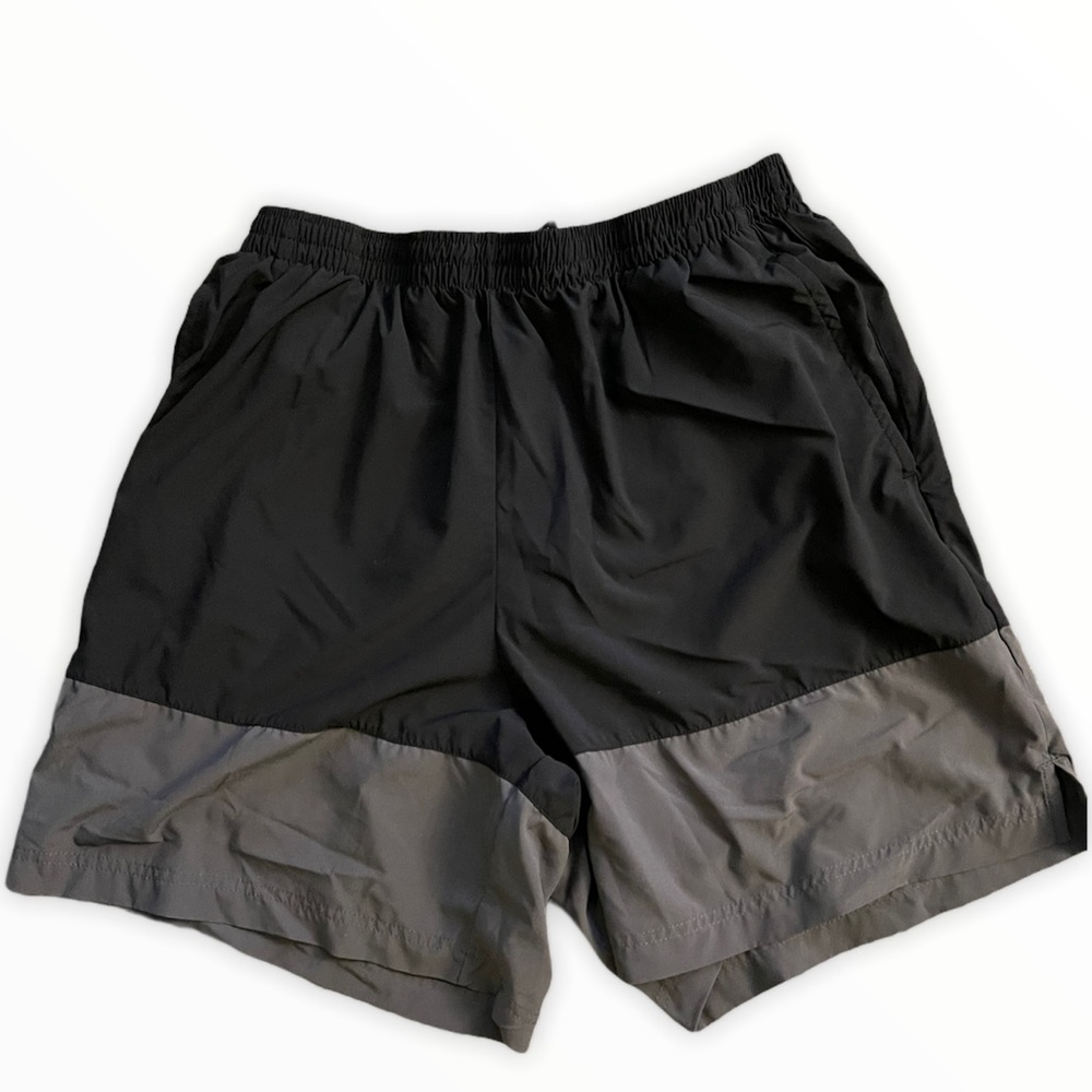 Like New - Champion Shorts - Size L